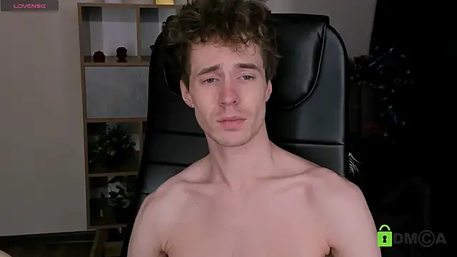 Snapshot of _tokyo_ghoul chatting on 01-07-26, 03:03 tokyo ghoul online show from 01-07-26, 03:03