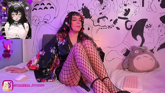 Snapshot of Valeera_Evans8 chatting on 02-21-25, 04:29 Valeera Evans8 online show from 02-21-25, 04:29