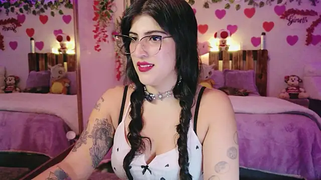Snapshot of azahar__ziiz chatting on 07-19-26, 11:41 azahar ziiz online show from 07-19-26, 11:41