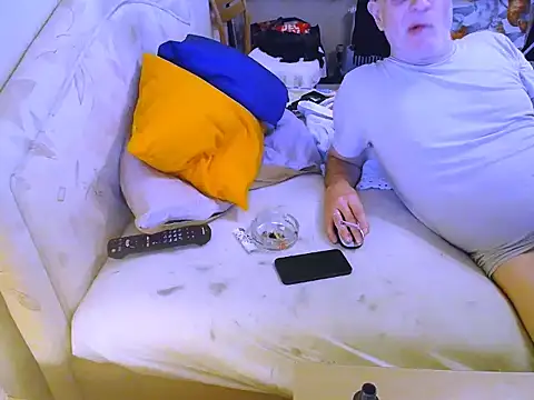 Snapshot of HornyRalfi55 chatting on 02-03-25, 12:47 HornyRalfi55 online show from 02-03-25, 12:47