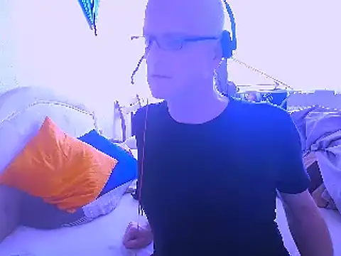 Snapshot of HornyRalfi55 chatting on 02-04-25, 10:43 HornyRalfi55 online show from 02-04-25, 10:43