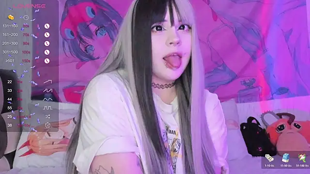 Snapshot of SelenaCute chatting on 12-05-25, 05:38 SelenaCute online show from 12-05-25, 05:38