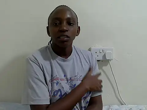 lizbela1 online show from 11-10-25, 07:02