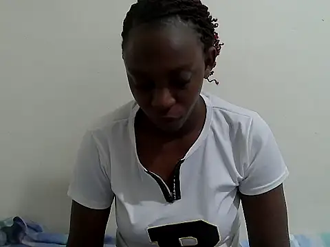 lizbela1 online show from 05-22-26, 04:19