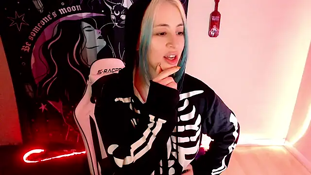 GoddessLilitu online show from 01-04-25, 05:05