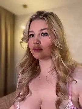 Snapshot of Alexis_Powell chatting on 09-15-25, 01:05 Alexis Powell online show from 09-15-25, 01:05