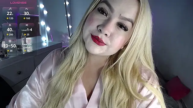 Snapshot of Celeste__sweetx chatting on 11-08-25, 10:41 Celeste sweetx online show from 11-08-25, 10:41