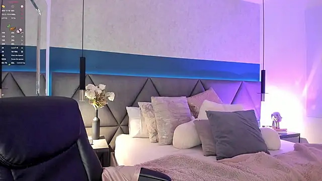 IsabellaAllen online show from 01-29-25, 03:44