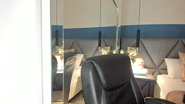 IsabellaAllen online show from 02-13-25, 09:49