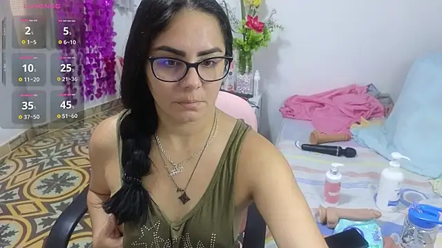 Snapshot of lovely_trix chatting on 11-01-25, 02:08 lovely trix online show from 11-01-25, 02:08