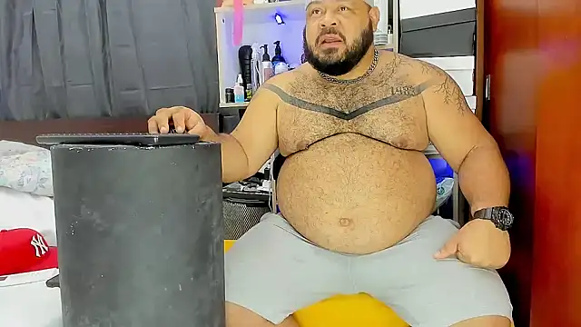 Latino bigcock online show from 03-21-25, 02:28