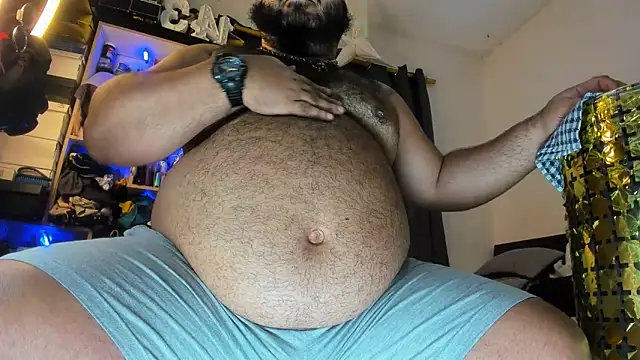 Snapshot of Latino_bigcock chatting on 05-07-26, 08:36 Latino bigcock online show from 05-07-26, 08:36