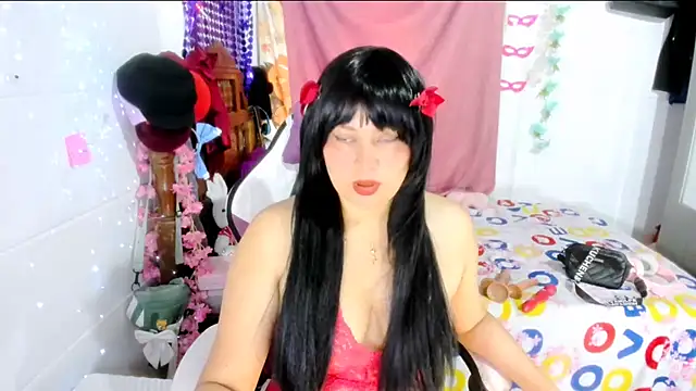 SofiaOlivares online show from 12-20-25, 08:05