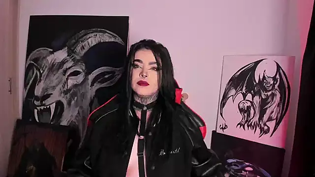 Snapshot of Rubyy-Rose1 chatting on 09-24-25, 03:54 Rubyy-Rose1 online show from 09-24-25, 03:54