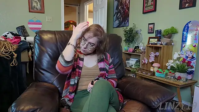 Linzy 19 online show from 01-29-25, 10:22