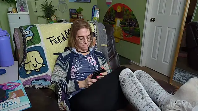 Linzy 19 online show from 02-04-25, 05:12