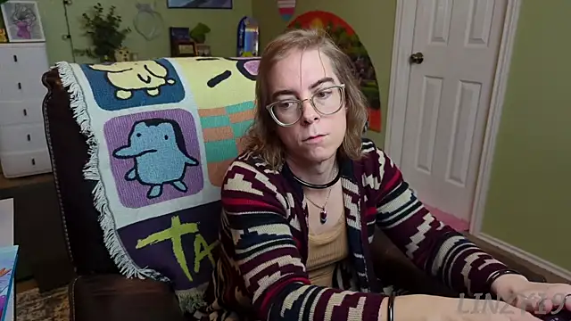 Linzy 19 online show from 02-18-25, 06:37