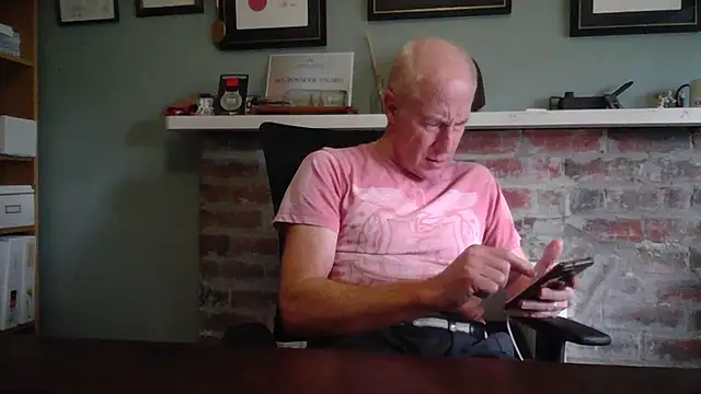 Snapshot of jiggy77777 chatting on 12-03-24, 02:36 jiggy77777 online show from 12-03-24, 02:36