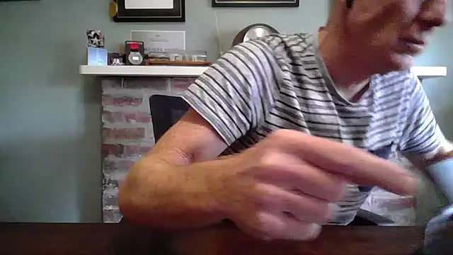 Snapshot of jiggy77777 chatting on 02-13-25, 12:46 jiggy77777 online show from 02-13-25, 12:46