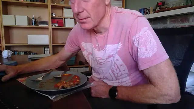 Snapshot of jiggy77777 chatting on 02-27-25, 02:21 jiggy77777 online show from 02-27-25, 02:21