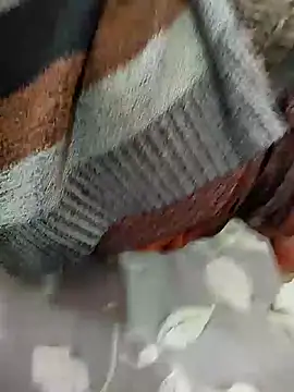 COUPLLE VILLAGE online show from 01-08-25, 10:48