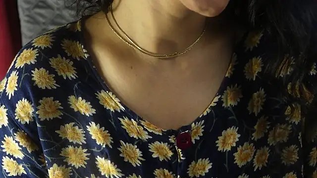 -AyeshaSinghania- online show from 09-11-25, 12:05