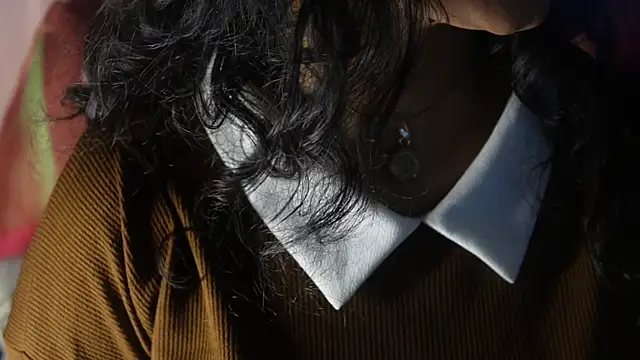 -AyeshaSinghania- online show from 10-04-25, 10:13