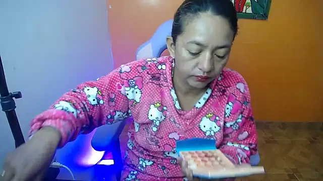 Snapshot of daleska_ayala_1 chatting on 01-23-25, 11:26 daleska ayala 1 online show from 01-23-25, 11:26
