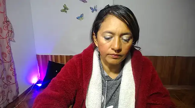 Snapshot of daleska_ayala_1 chatting on 03-08-25, 01:39 daleska ayala 1 online show from 03-08-25, 01:39