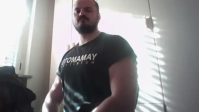 Snapshot of bussilesnar chatting on 02-17-26, 01:40 bussilesnar online show from 02-17-26, 01:40