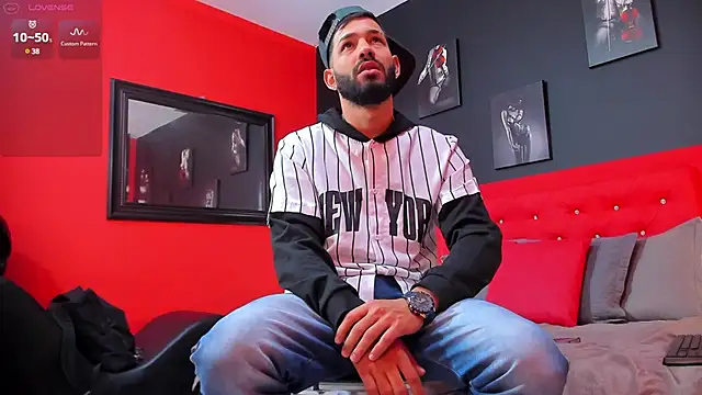 Thiagogomez online show from 12-29-24, 12:23