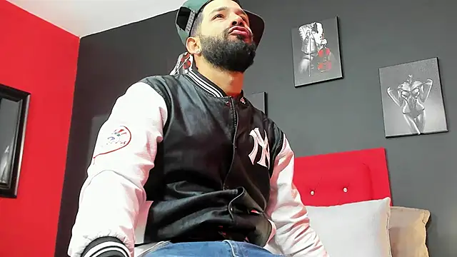 Thiagogomez online show from 03-12-25, 12:26