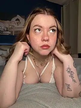 VictoriaLaFleur online show from 01-13-25, 09:20