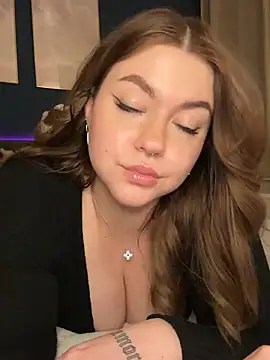 VictoriaLaFleur online show from 03-16-26, 09:30