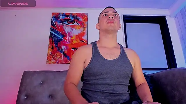 Snapshot of JUANDIAMONDS98 chatting on 02-10-25, 12:50 JUANDIAMONDS98 online show from 02-10-25, 12:50