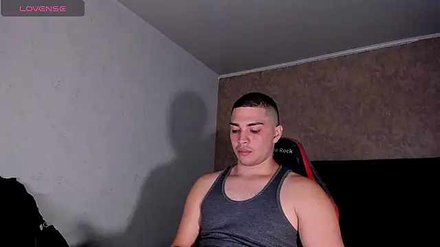 Snapshot of JUANDIAMONDS98 chatting on 03-13-25, 01:29 JUANDIAMONDS98 online show from 03-13-25, 01:29