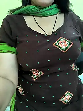 Snapshot of lovely_zara chatting on 12-02-24, 12:51 lovely zara online show from 12-02-24, 12:51