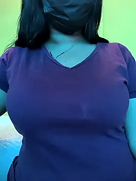 Snapshot of lovely_zara chatting on 12-16-24, 07:48 lovely zara online show from 12-16-24, 07:48