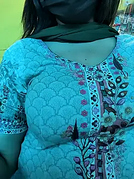 Snapshot of lovely_zara chatting on 02-04-25, 08:02 lovely zara online show from 02-04-25, 08:02