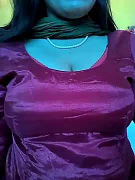 Snapshot of lovely_zara chatting on 02-16-25, 07:26 lovely zara online show from 02-16-25, 07:26