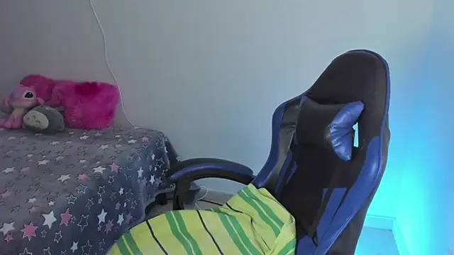 roseliam25 online show from 02-28-26, 02:07