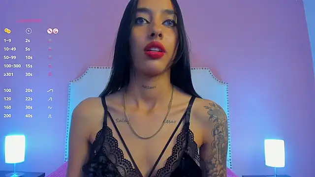 Snapshot of charlotte_kisss chatting on 01-09-25, 11:02 charlotte kisss online show from 01-09-25, 11:02