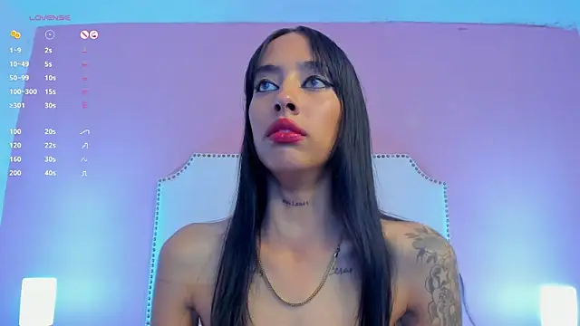 Snapshot of charlotte_kisss chatting on 02-04-25, 01:45 charlotte kisss online show from 02-04-25, 01:45