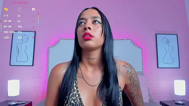 Snapshot of charlotte_kisss chatting on 11-30-25, 12:42 charlotte kisss online show from 11-30-25, 12:42