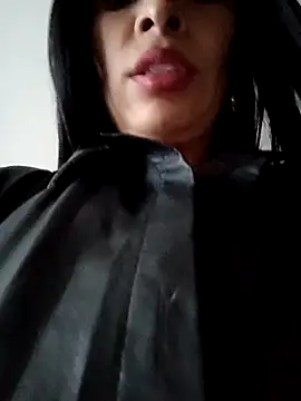 Astrid-- online show from 12-19-24, 03:08