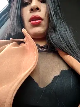 Astrid-- online show from 10-20-25, 07:47