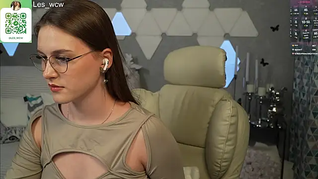 Snapshot of HarleyDeess chatting on 01-26-25, 12:16 HarleyDeess online show from 01-26-25, 12:16