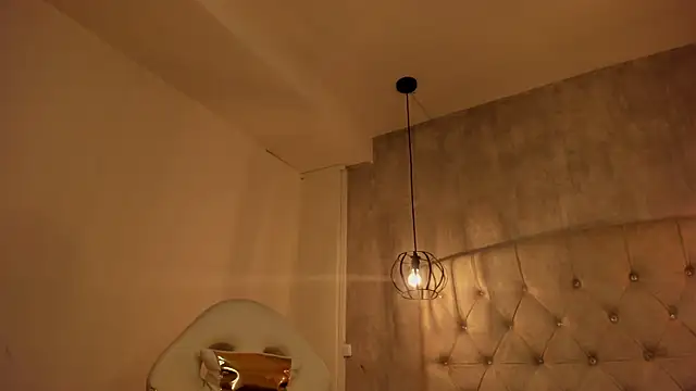 Alice Laurentt online show from 02-15-25, 09:16