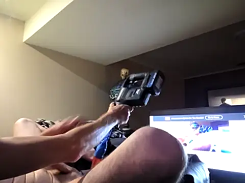 Travislovescum online show from 10-27-25, 12:53