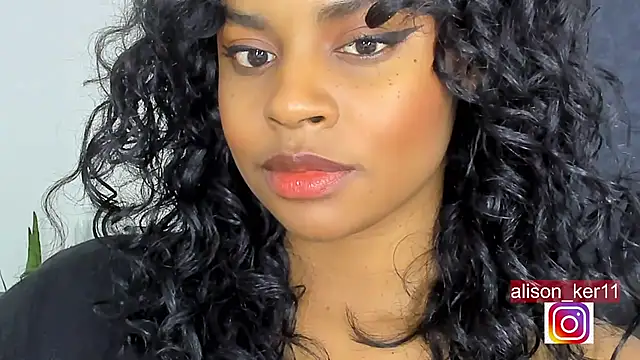 Snapshot of alison-ker3 chatting on 12-07-24, 03:25 alison-ker3 online show from 12-07-24, 03:25